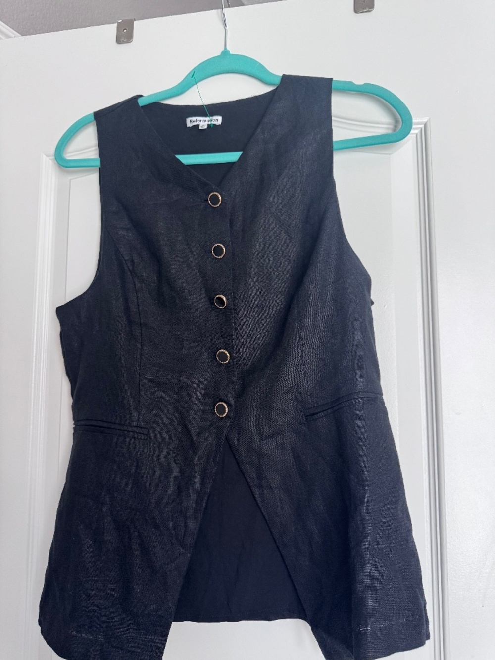 Reformation vest
